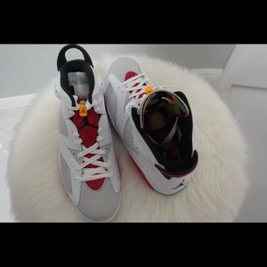 Jordan 6 Retro “Hare”